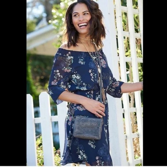 Maurices Navy Blue Floral (off shoulder-choice) Chiffon 3/4 sleeve dress XXL EUC - Picture 10 of 10